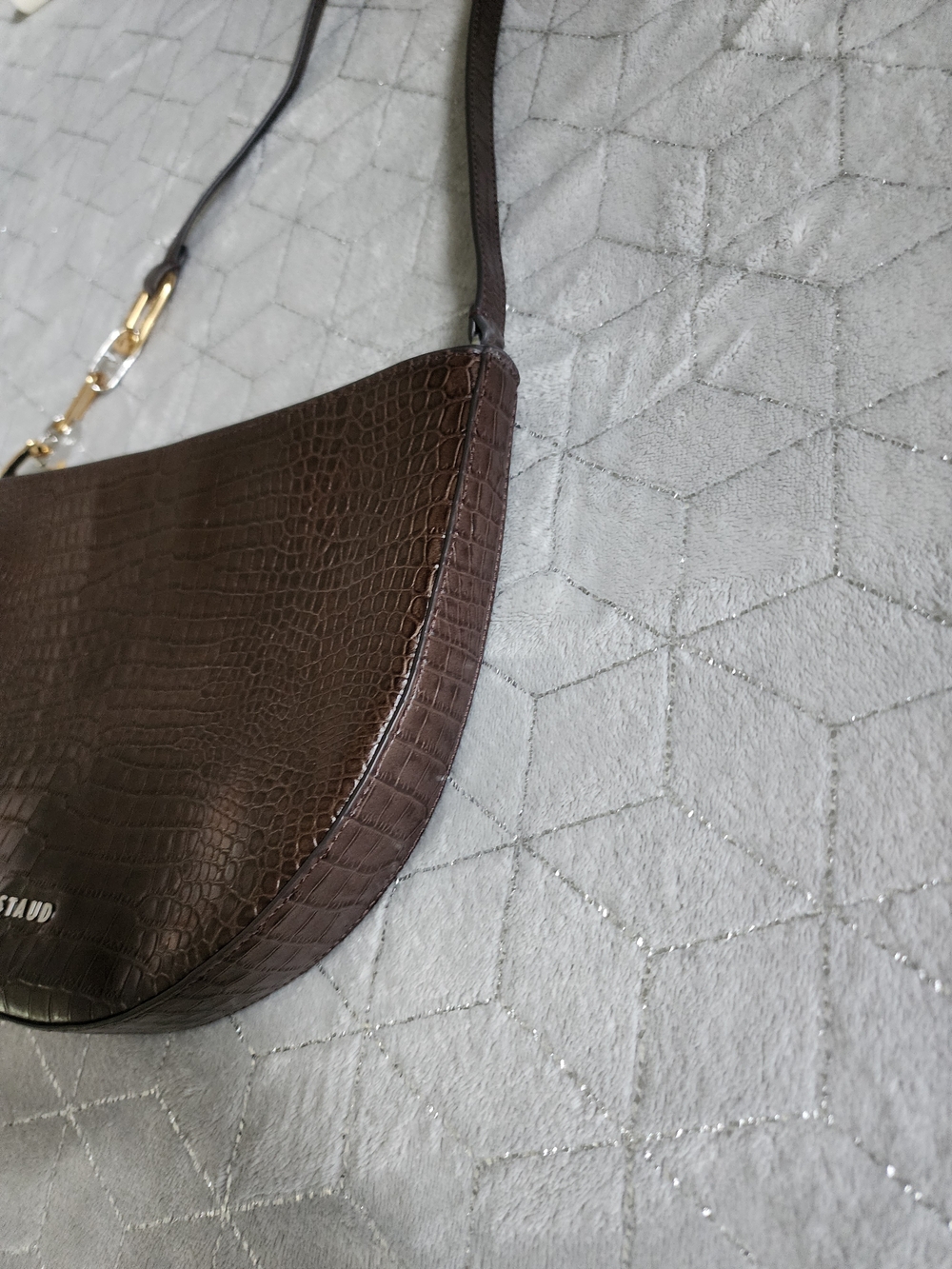 STAUD | Colt Croc-Embossed Leather Shoulder Bag - Picture 7 of 16